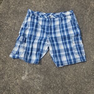 Wrangler Blue and White Plaid Cargo Shorts